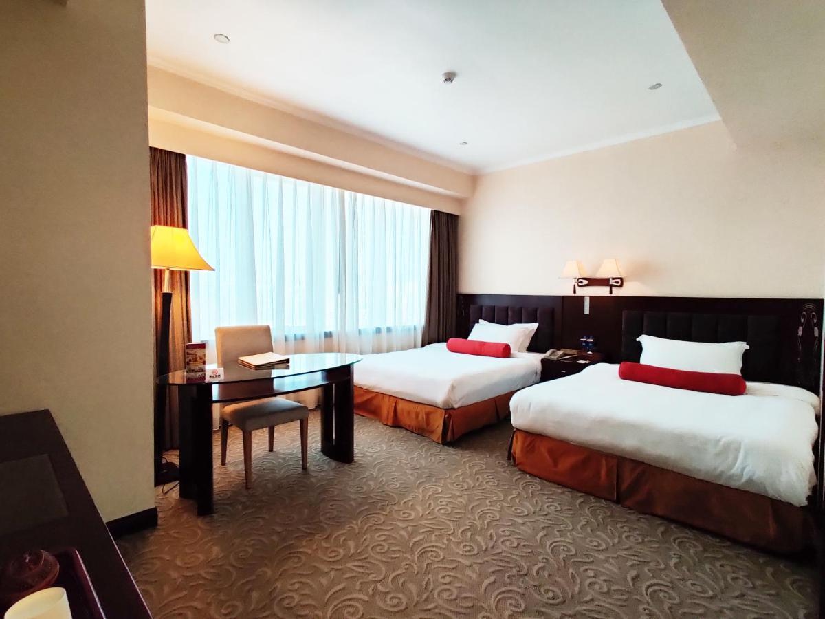 Majestic Hotel Canton Esterno foto