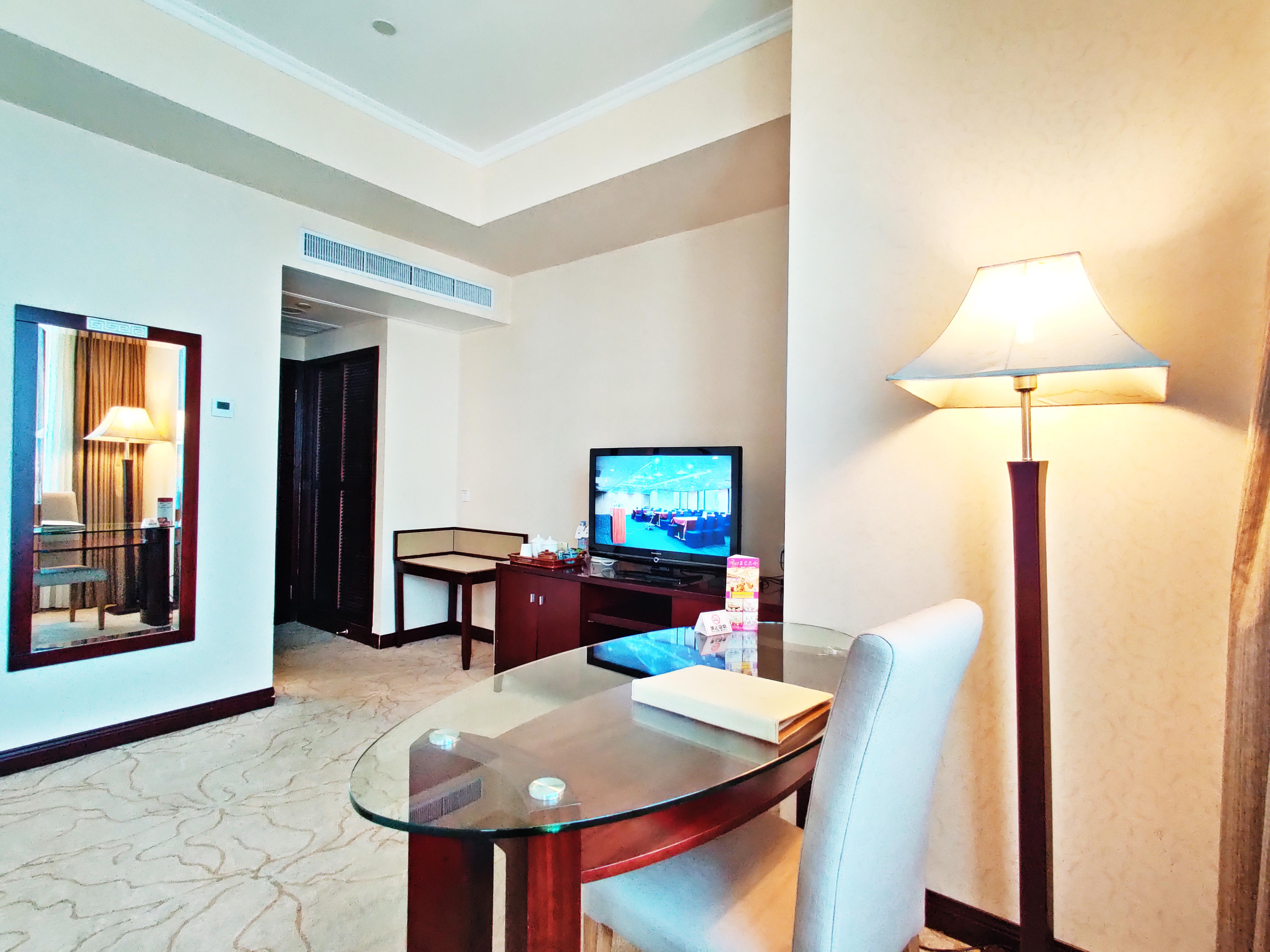 Majestic Hotel Canton Esterno foto