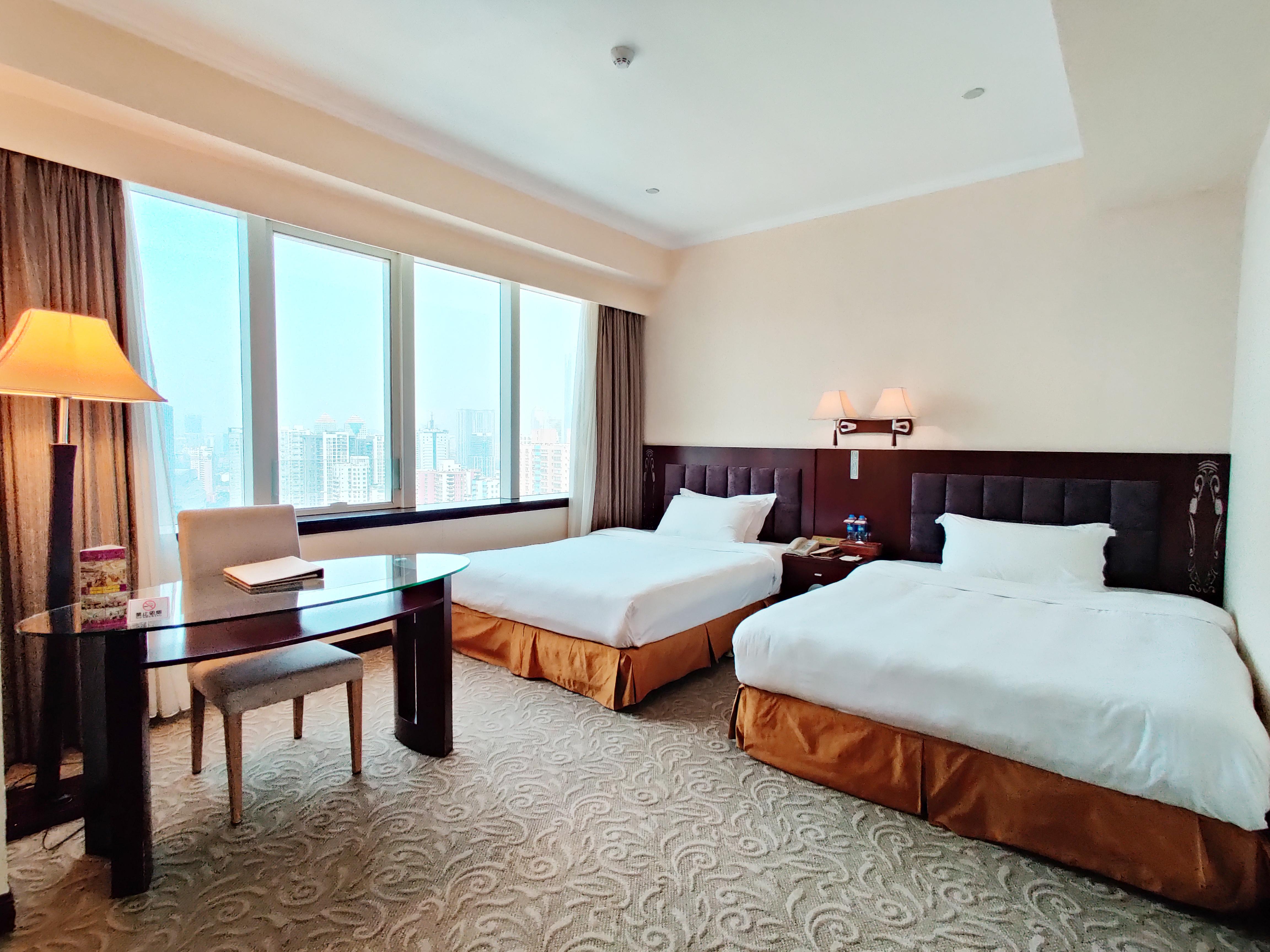 Majestic Hotel Canton Esterno foto