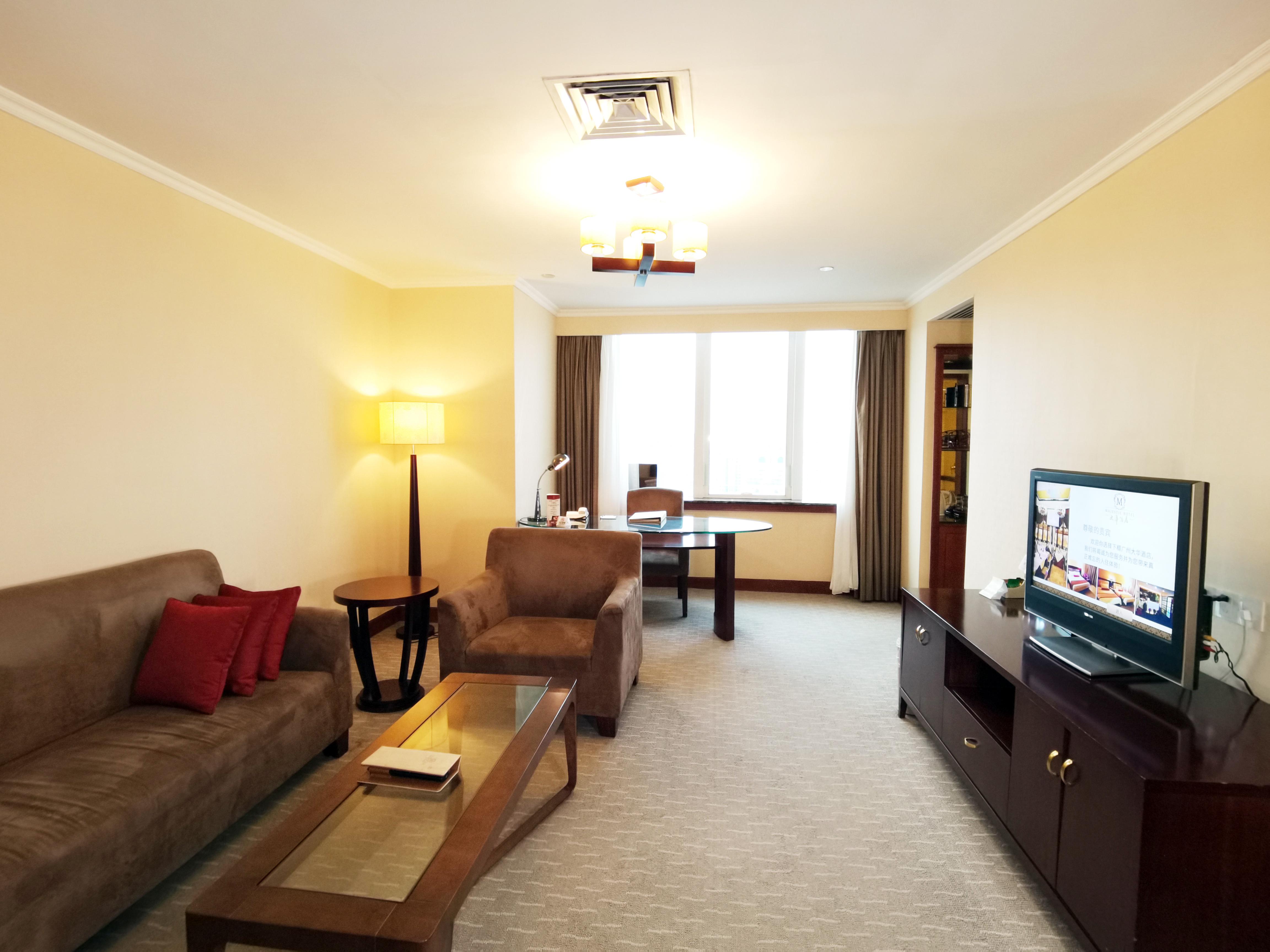 Majestic Hotel Canton Esterno foto